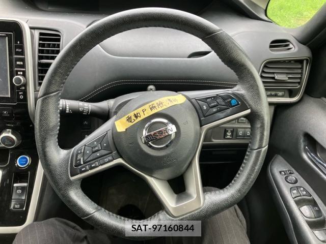 Nissan SERENA 2018-09 8831461-18