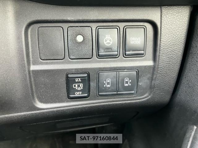 Nissan SERENA 2018-09 8831461-19