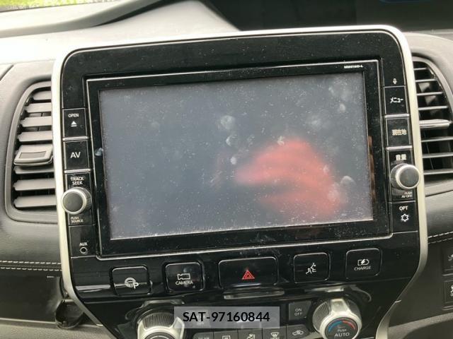 Nissan SERENA 2018-09 8831461-22