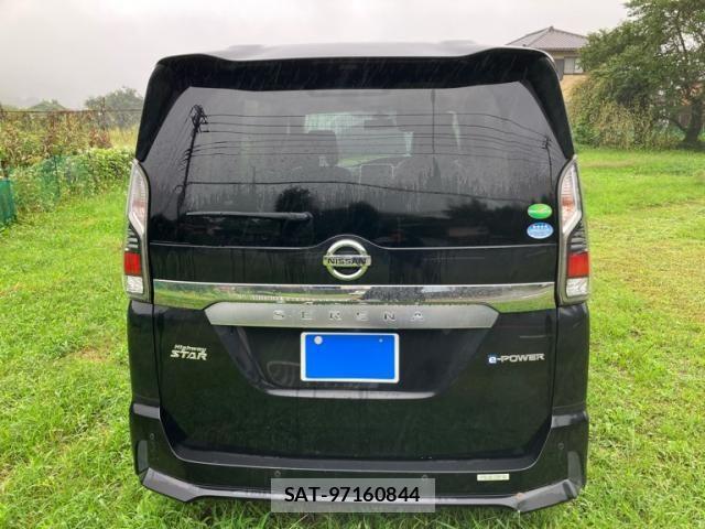 Nissan SERENA 2018-09 8831461-4