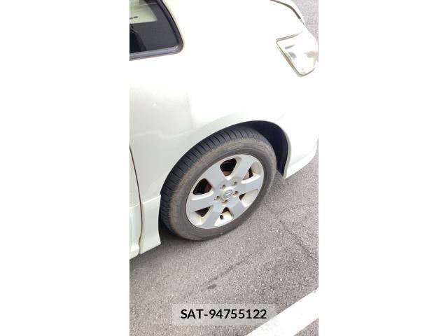Nissan SERENA 2010-08 8831469-5