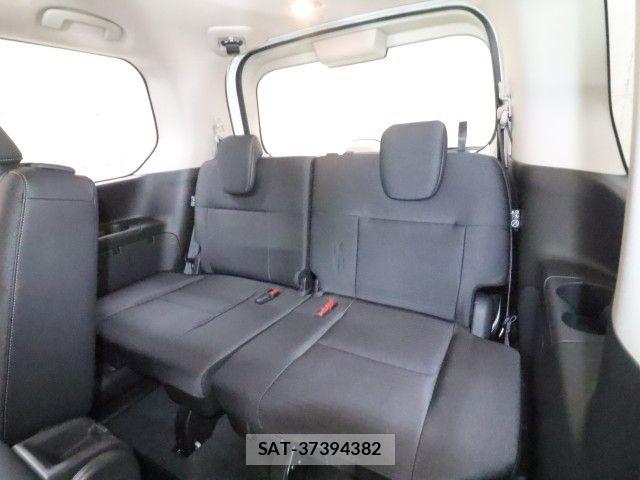 Nissan SERENA 2023-09 8831437-10