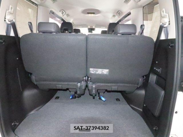 Nissan SERENA 2023-09 8831437-11