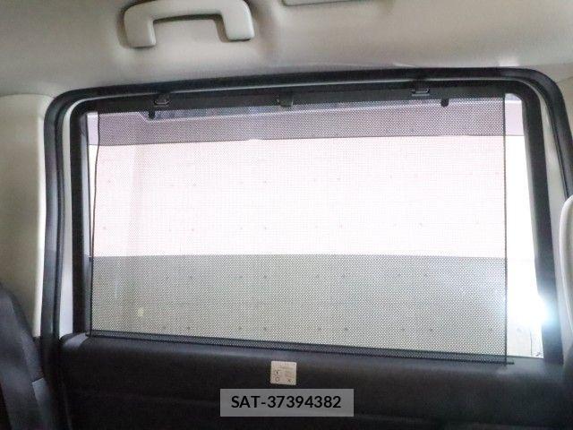 Nissan SERENA 2023-09 8831437-6