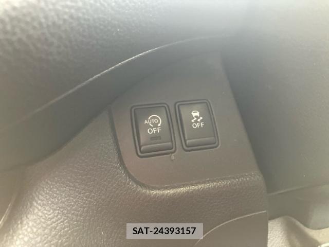 Nissan SERENA 2012-02 8831477-20