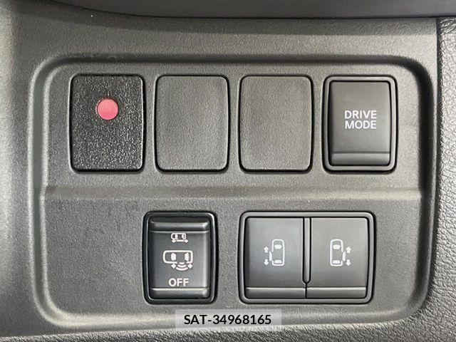 Nissan SERENA 2021-11 8831450-5