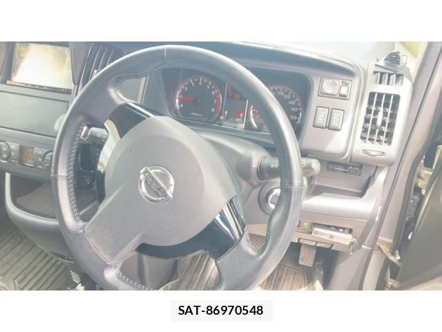 Nissan SERENA 2010-03 8831473-18
