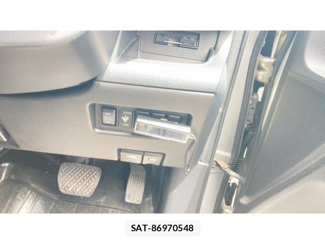 Nissan SERENA 2010-03 8831473-19