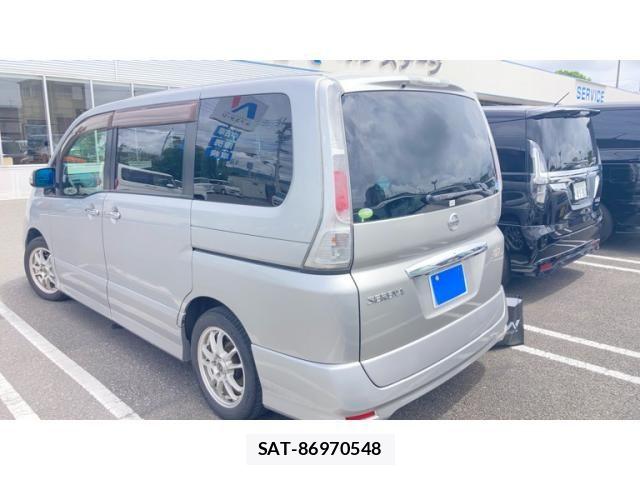 Nissan SERENA 2010-03 8831473-3
