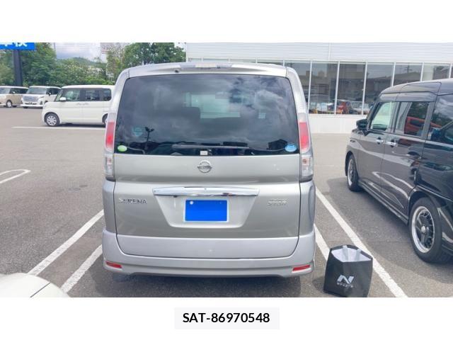 Nissan SERENA 2010-03 8831473-4