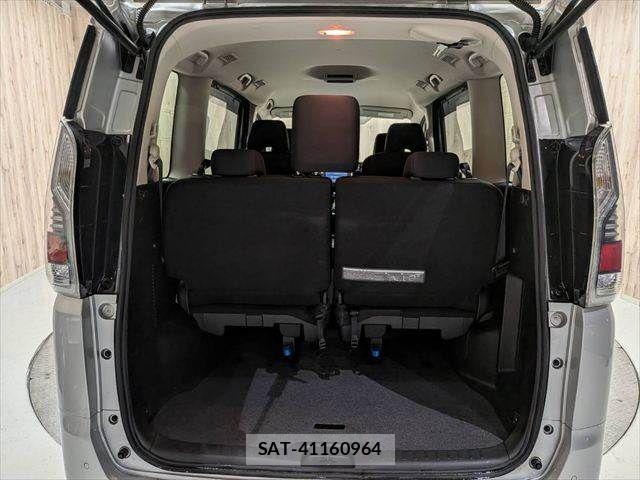 Nissan SERENA 2019-06 8831453-10