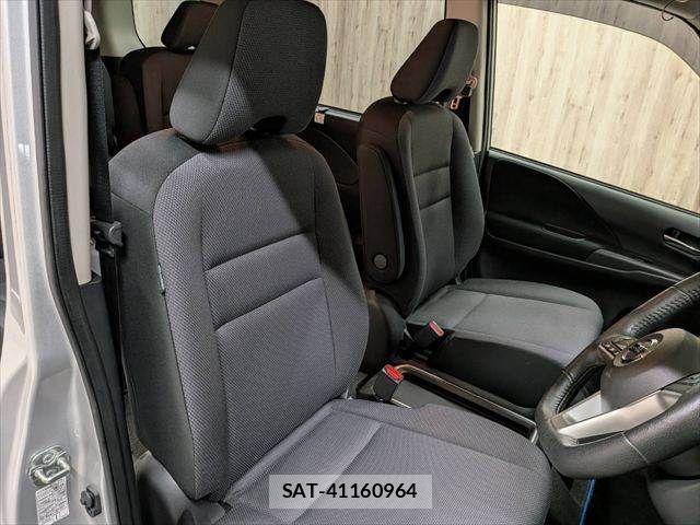 Nissan SERENA 2019-06 8831453-7