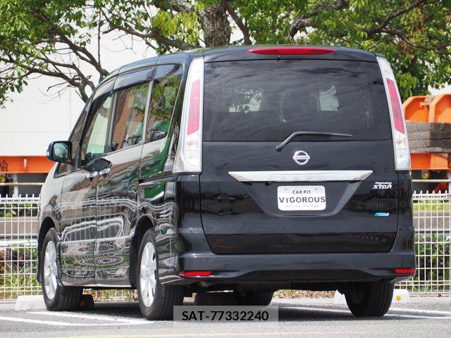 Nissan SERENA 2010-12 8831466-2