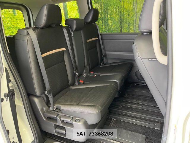 Nissan SERENA 2023-08 8831440-9