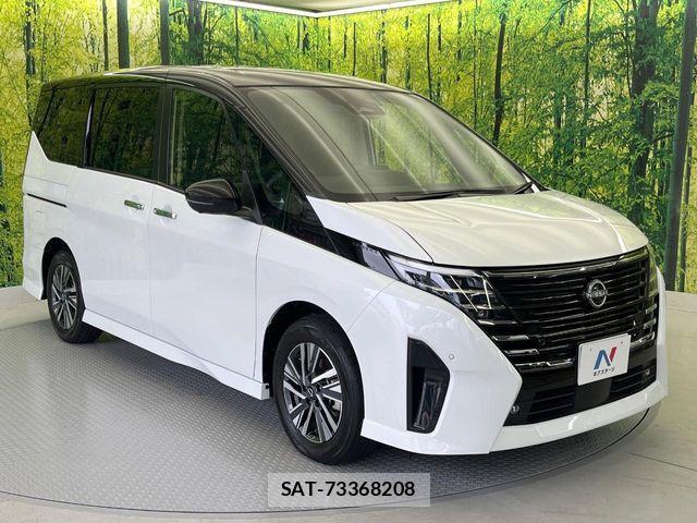 Nissan SERENA 2023-08 8831440-17