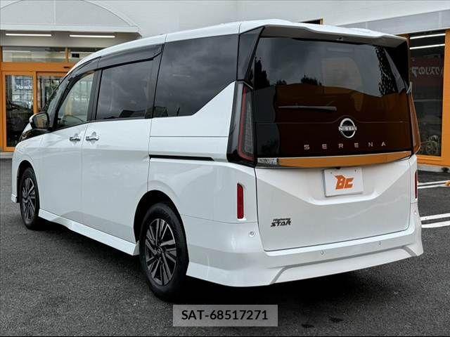 Nissan SERENA 2022-12 8831445-12