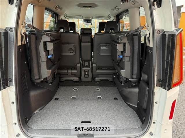 Nissan SERENA 2022-12 8831445-18