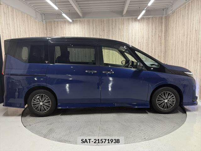 Nissan SERENA 2023-03 8831447-17