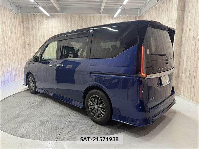 Nissan SERENA 2023-03 8831447-20