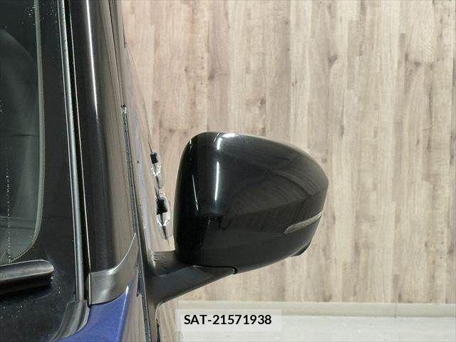 Nissan SERENA 2023-03 8831447-26