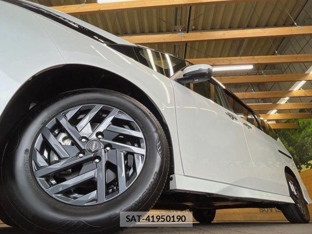 Nissan SERENA 2026-02 8831430-12