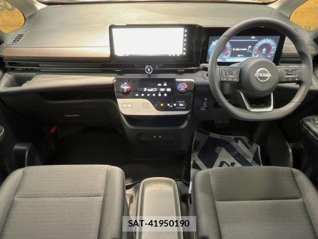 Nissan SERENA 2026-02 8831430-1