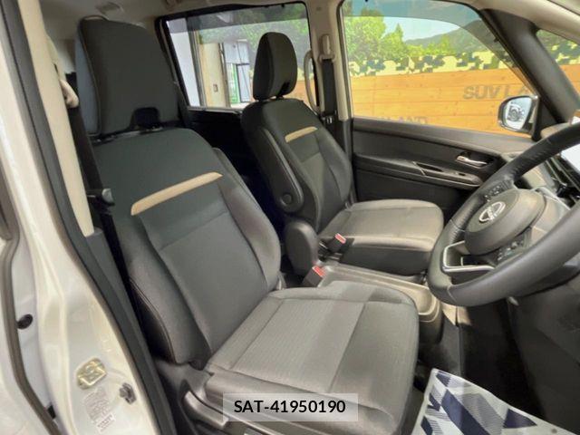Nissan SERENA 2026-02 8831430-6