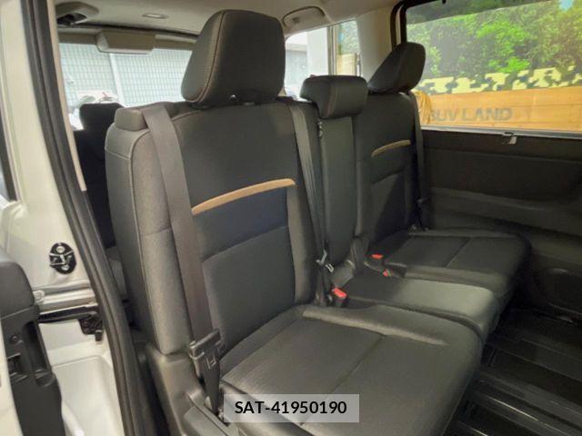 Nissan SERENA 2026-02 8831430-7