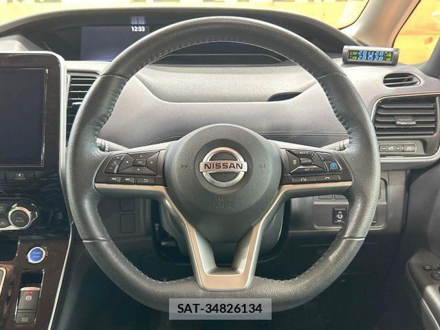 Nissan SERENA 2022-03 8831451-11