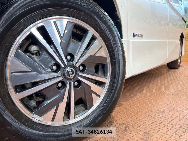 Nissan SERENA 2022-03 8831451-13