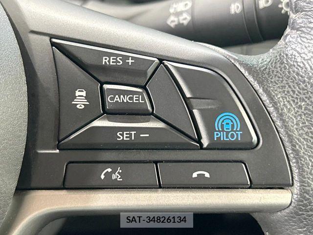Nissan SERENA 2022-03 8831451-5
