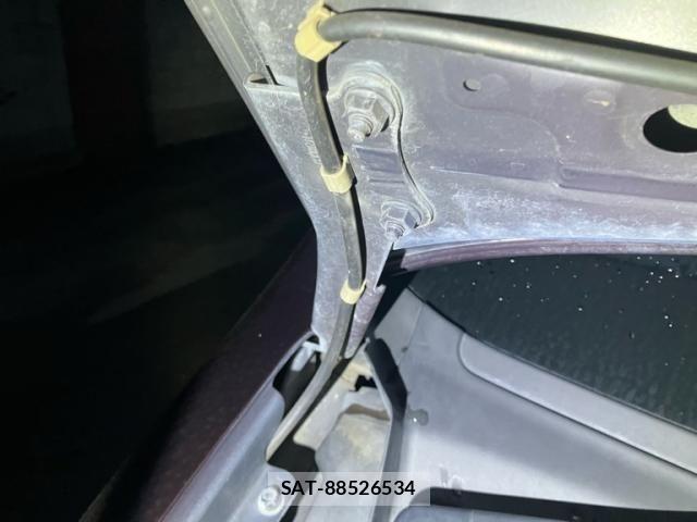 Nissan SERENA 2007-08 8831467-29