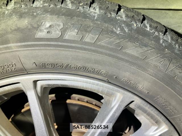 Nissan SERENA 2007-08 8831467-7