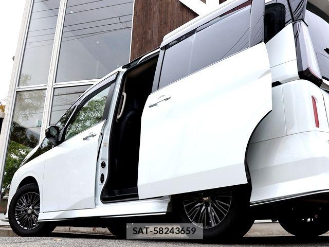 Nissan SERENA 2023-12 8831438-9