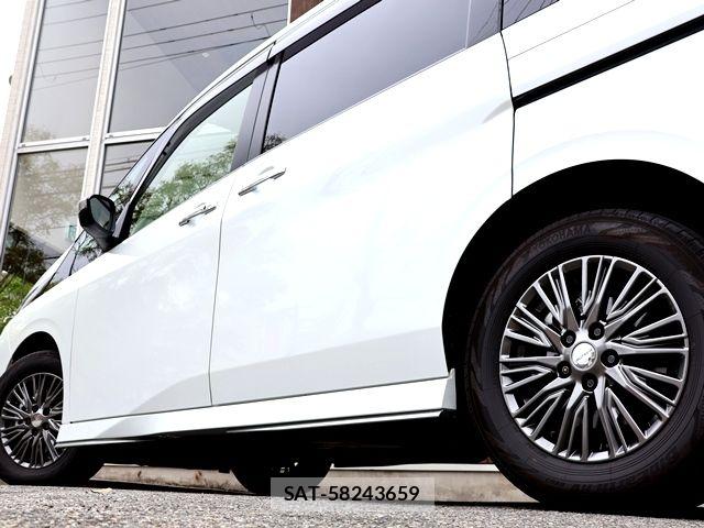 Nissan SERENA 2023-12 8831438-11