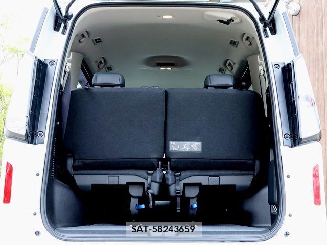 Nissan SERENA 2023-12 8831438-28