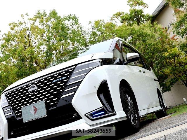 Nissan SERENA 2023-12 8831438-6