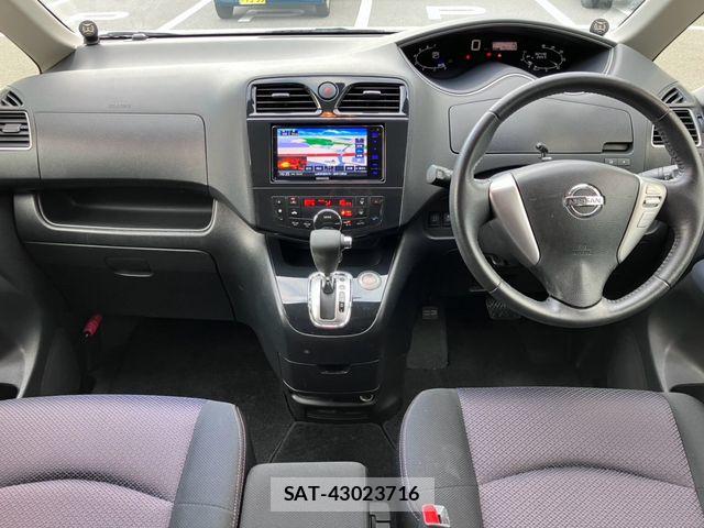 Nissan SERENA 2012-03 8831459-9