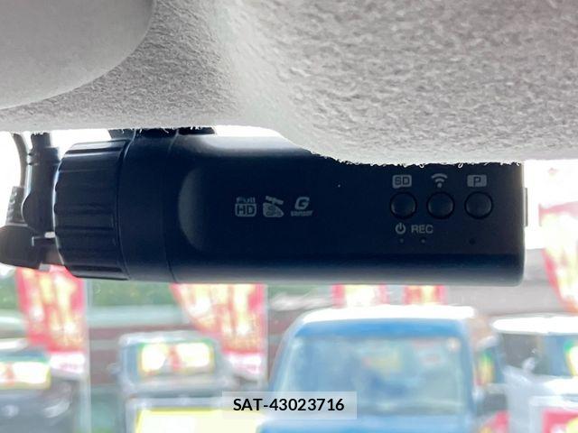 Nissan SERENA 2012-03 8831459-25