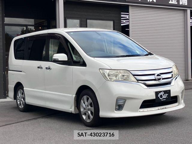 Nissan SERENA 2012-03 8831459-2
