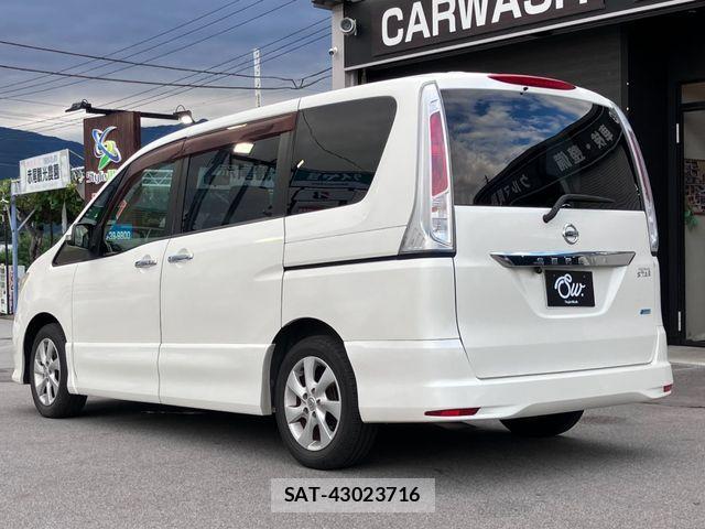 Nissan SERENA 2012-03 8831459-6