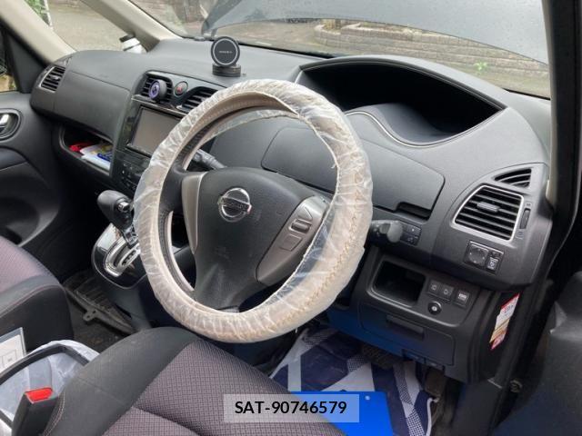 Nissan SERENA 2011-07 8831462-14