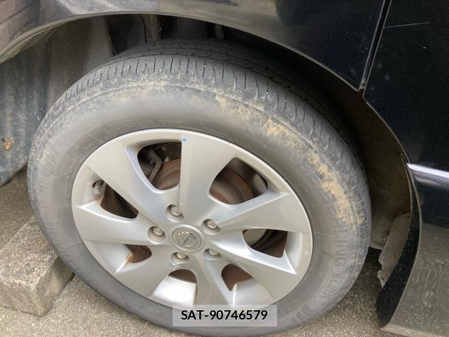 Nissan SERENA 2011-07 8831462-6