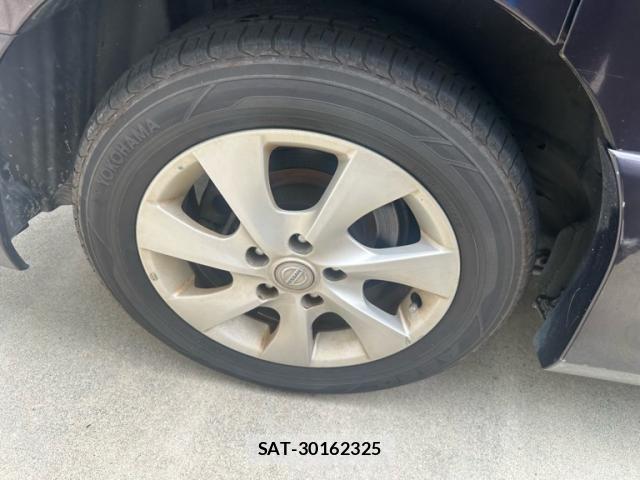 Nissan SERENA 2011-09 8831476-10
