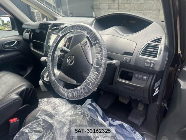 Nissan SERENA 2011-09 8831476-14