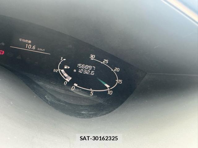 Nissan SERENA 2011-09 8831476-20