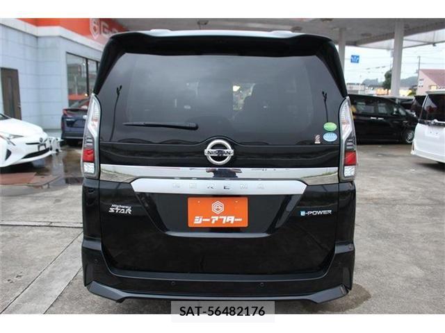 Nissan SERENA 2018-05 8831458-11