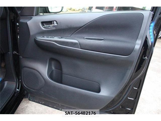 Nissan SERENA 2018-05 8831458-29