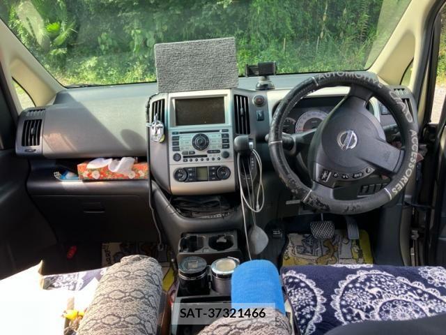 Nissan SERENA 2006-02 8831475-16