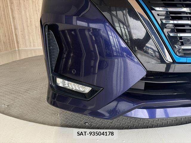 Nissan SERENA 2020-12 8831457-27